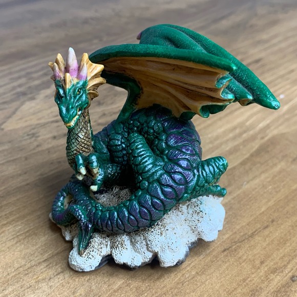 1997 WU Twin Dragon Figurine Hatching From Egg & 1998 WUI Dragon on Rock Resin - Picture 10 of 16